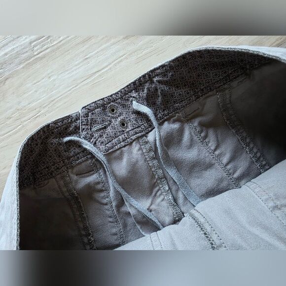 Athleta Organic Cotton Blend Utility Straight Leg Pants Sz 8 Gray - Picture 11 of 12